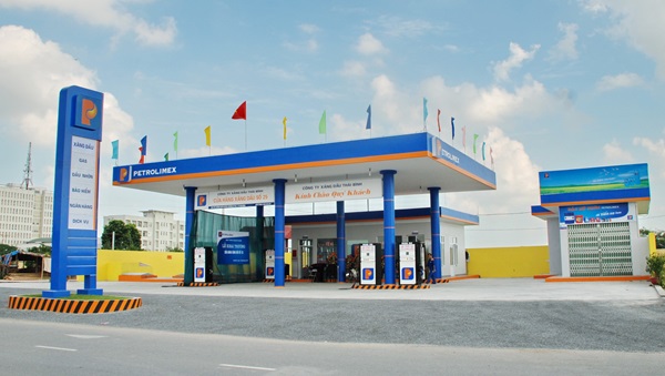 Bảng hiệu cây xăng
