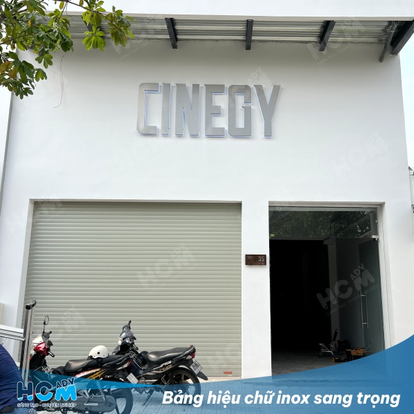 Bảng hiệu chữ inox trắng tại TP.HCM
