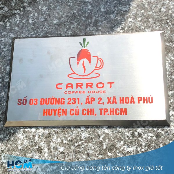 Bảng tên inox trắng giá tốt tại TP.HCM