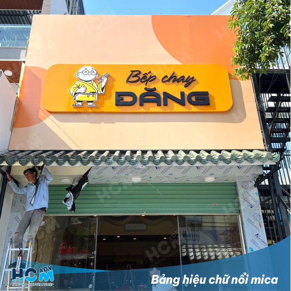 Làm Bảng hiệu chữ mica giá rẻ tại TP.HCM Làm Bảng hiệu chữ mica giá rẻ tại TP.HCM