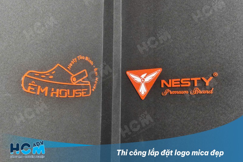 Báo giá - Thiết kế - Thi công logo mica đẹp - chuyên nghiệp tại HCM