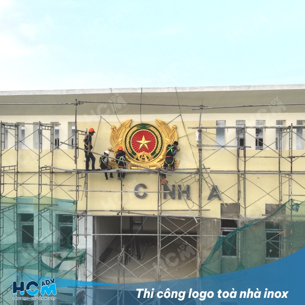Thi công logo toà nhà chuyên nghiệp tại TP. HCM