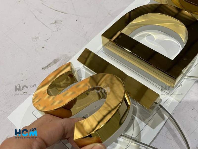 Bảng hiệu công ty inox