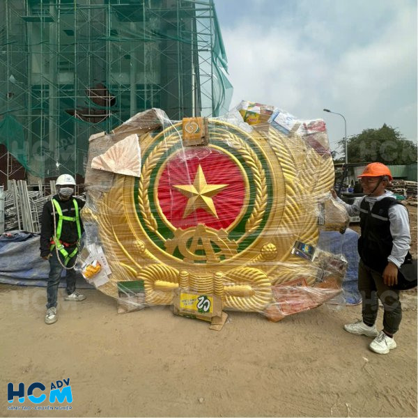 Logo huy hiệu kích thước 3m cho ĐẠI HỌC CẢNH SÁT Logo huy hiệu kích thước 3m cho ĐẠI HỌC CẢNH SÁT